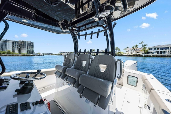35ft Sportsman Yacht For Sale