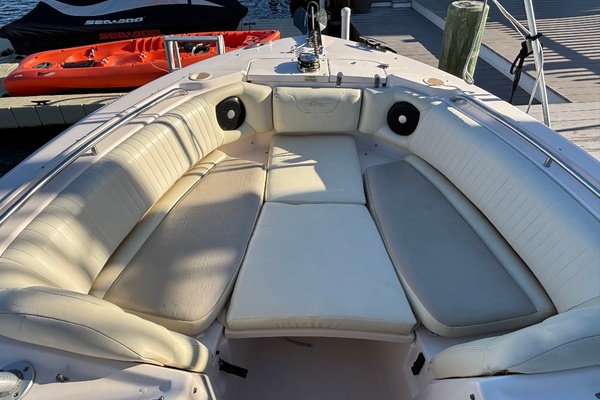 27ft Grady White Yacht For Sale