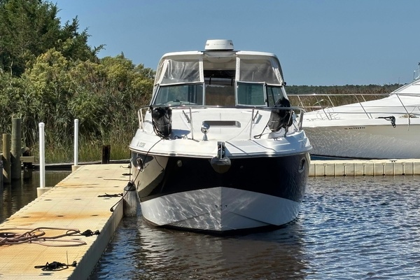 31ft Chaparral Yacht For Sale