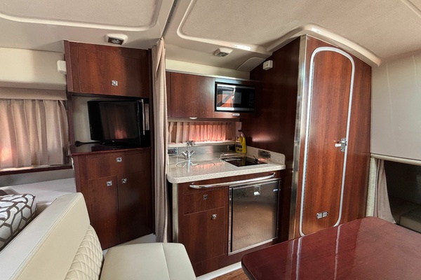31ft Chaparral Yacht For Sale