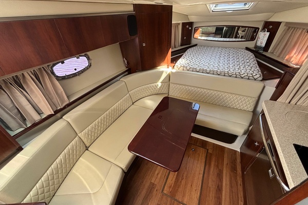 31ft Chaparral Yacht For Sale