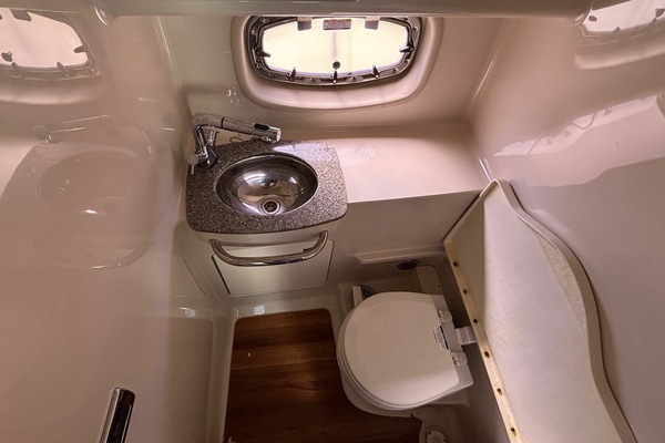 31ft Chaparral Yacht For Sale