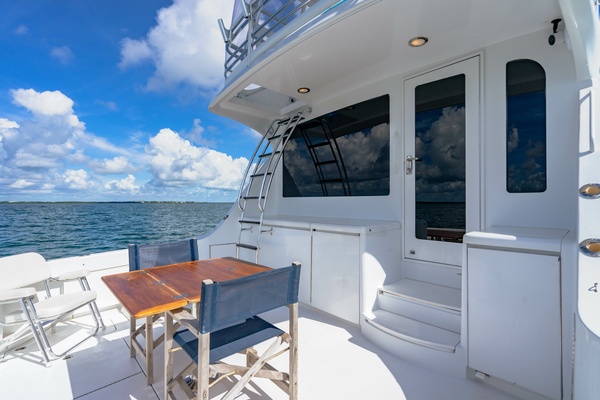 Knot So Fast 54ft Hatteras Yacht For Sale
