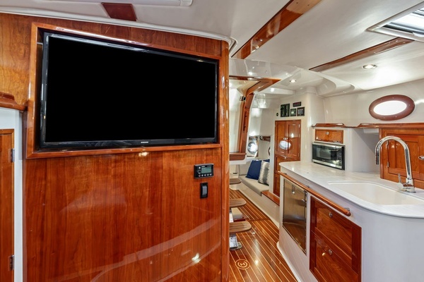 Kalm Harbour 40ft Hinckley Yacht For Sale