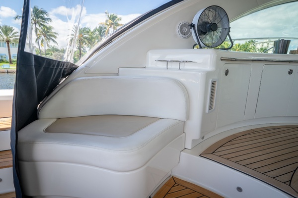 Raw Sea Lady 60ft Sea Ray Yacht For Sale