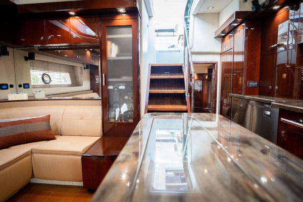 Raw Sea Lady 60ft Sea Ray Yacht For Sale