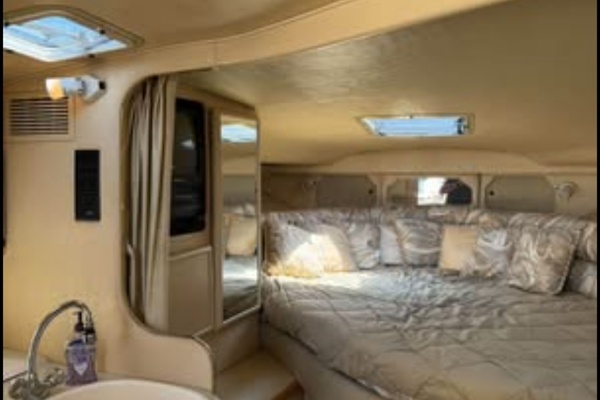 Seas The Day 33ft Sea Ray Yacht For Sale