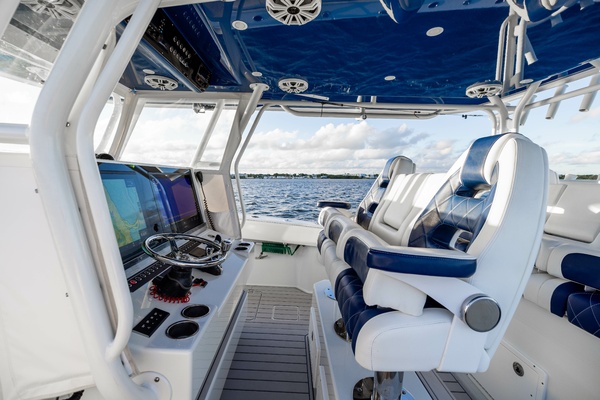 42ft Freeman Yacht For Sale