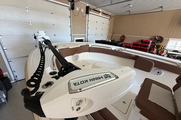 27ft Pioneer Yacht For Sale