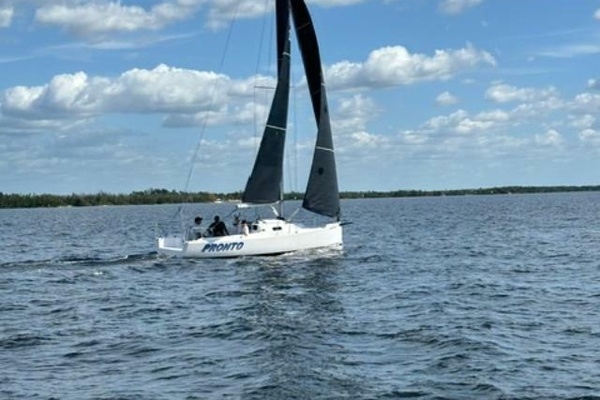 28ft J Boats Yacht For Sale