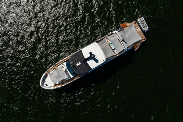 M Y 12 102ft Ocean Alexander Yacht For Sale