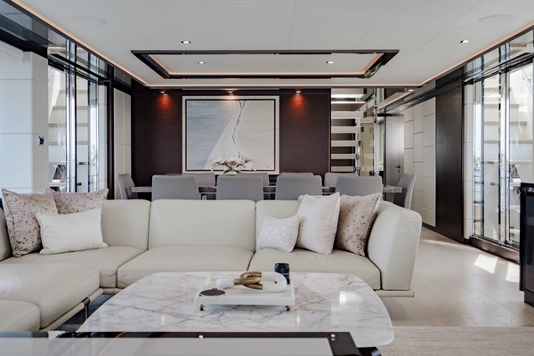 M Y 12 102ft Ocean Alexander Yacht For Sale