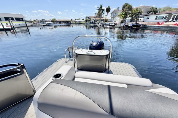 23ft Avalon Yacht For Sale