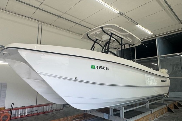 25ft Twin Vee Yacht For Sale