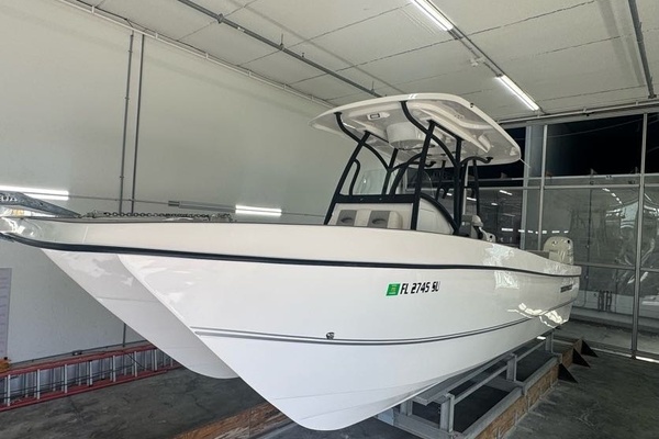 25ft Twin Vee Yacht For Sale