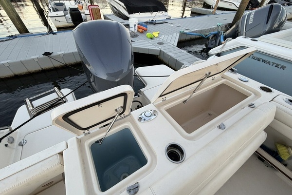 23ft Grady White Yacht For Sale