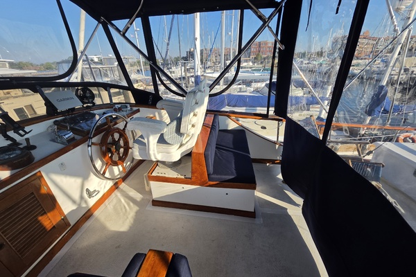 43ft Albin Yacht For Sale