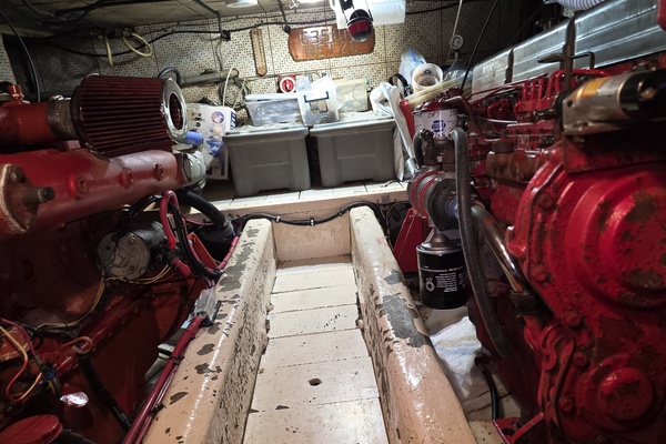 43ft Albin Yacht For Sale