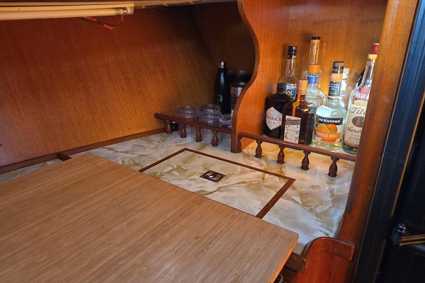 43ft Albin Yacht For Sale