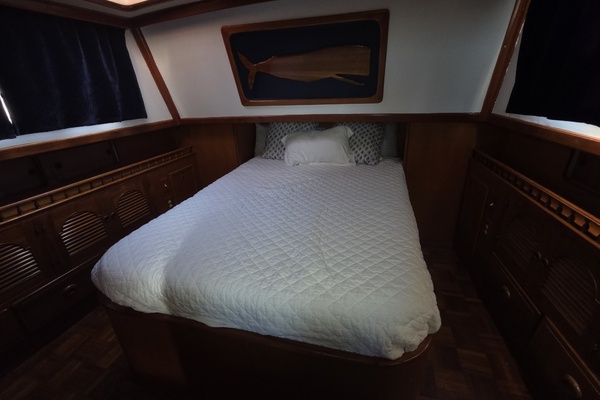 43ft Albin Yacht For Sale