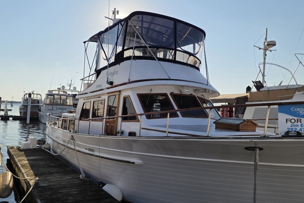 43ft Albin Yacht For Sale