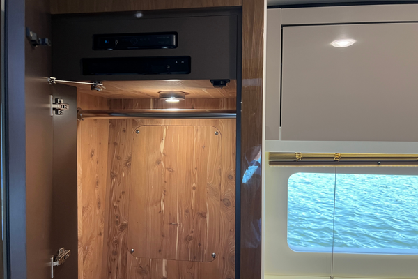 52ft Sea Ray Yacht For Sale