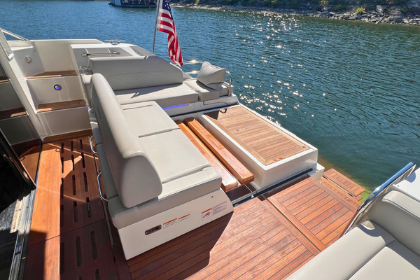 52ft Sea Ray Yacht For Sale