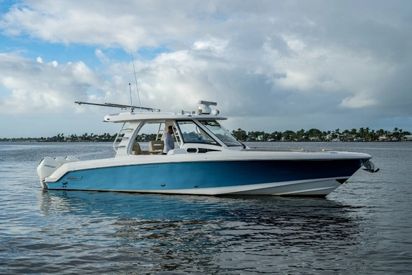 35' Boston Whaler