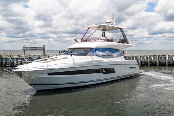 Knot Responsible 46ft Prestige Yacht For Sale