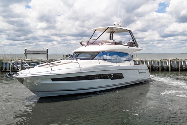 46-ft-Prestige-2022-460-Knot Responsible Staten Island New York United States  yacht for sale