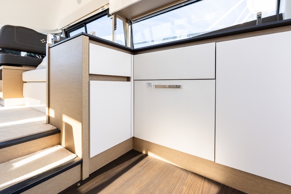 Knot Responsible 46ft Prestige Yacht For Sale
