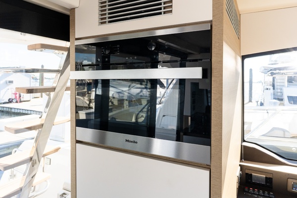 Knot Responsible 46ft Prestige Yacht For Sale