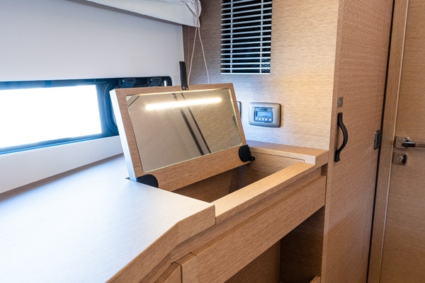 Knot Responsible 46ft Prestige Yacht For Sale
