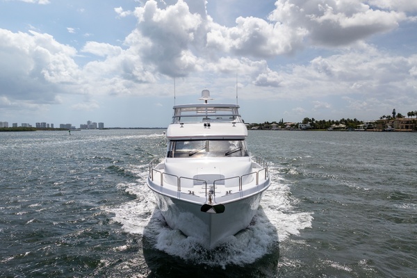 OUTRAGEOUS 80ft Hatteras Yacht For Sale