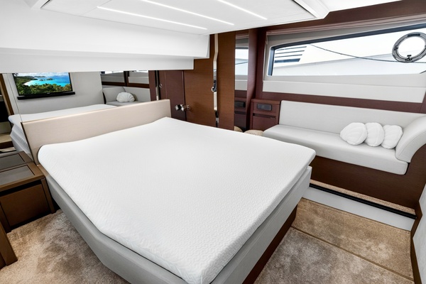 52ft Prestige Yacht For Sale