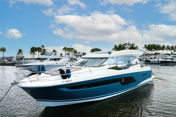 52ft Prestige Yacht For Sale