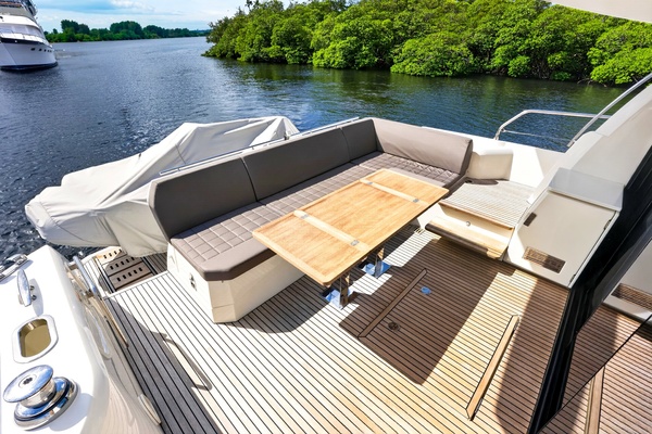 52ft Prestige Yacht For Sale