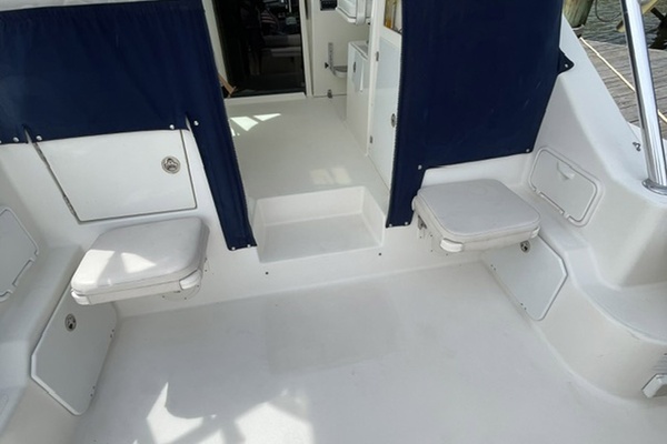 33ft Pursuit Yacht For Sale