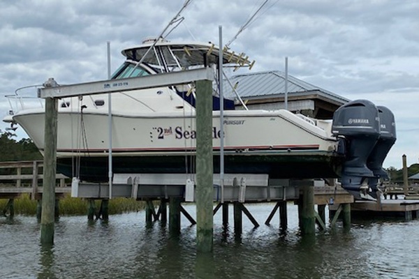 33ft Pursuit Yacht For Sale