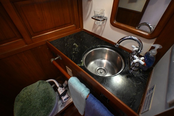 JULIA MAX 45ft Passport Yacht For Sale