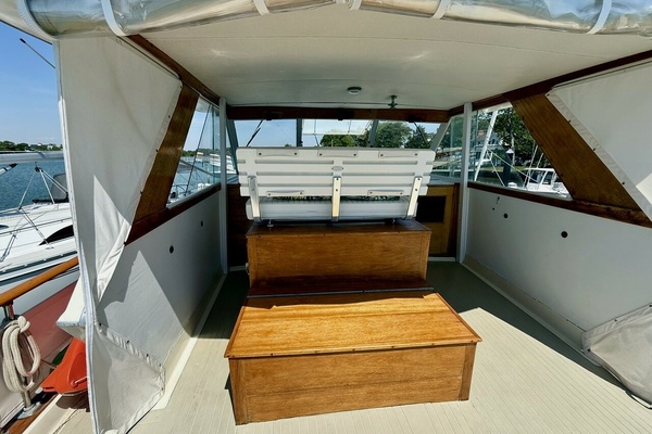 Morning Mist 47ft Chris Craft Yacht For Sale