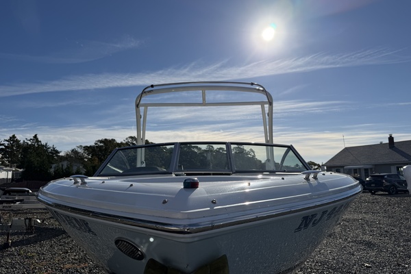 22ft Cobalt Yacht For Sale