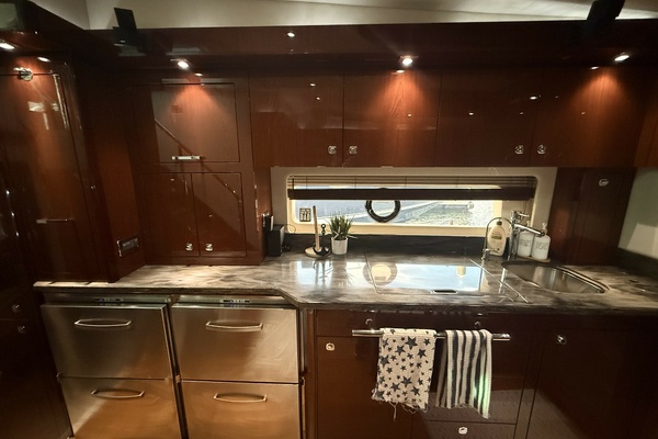 58ft Sea Ray Yacht For Sale