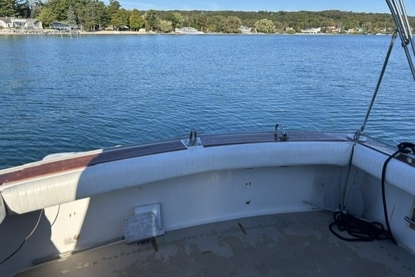 Wondrous 34ft Mainship Yacht For Sale