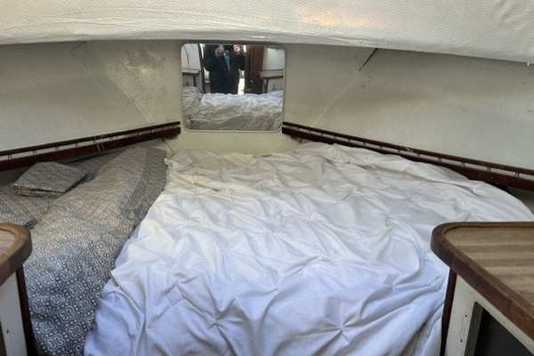 Wondrous 34ft Mainship Yacht For Sale