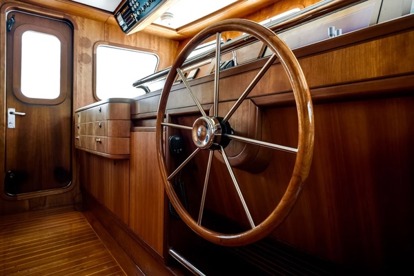 GEMBERY 90ft Palmer Johnson Yacht For Sale