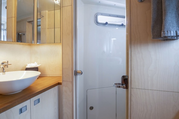 TIGER LILY TOO 90ft Gunboat Yacht For Sale