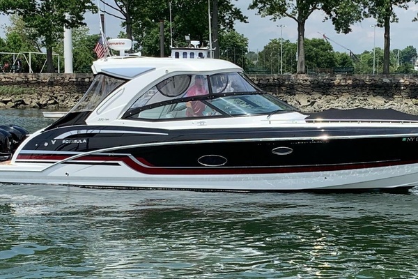 2021 Formula 350 Crossover Bowrider OB