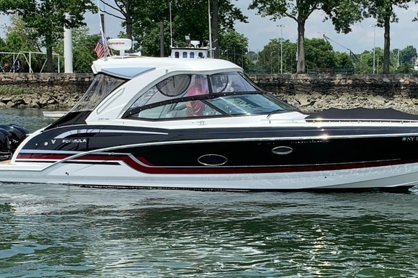 35-ft-Formula-2021-350 Crossover Bowrider OB- Toms River New Jersey United States  yacht for sale