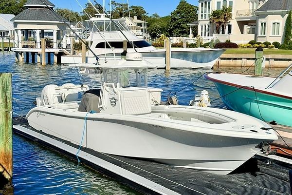 2019 Yellowfin 32 Offshore